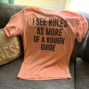Woman’s short sleeve tee